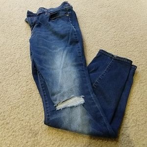 Old Navy Rockstar distressed jeans
